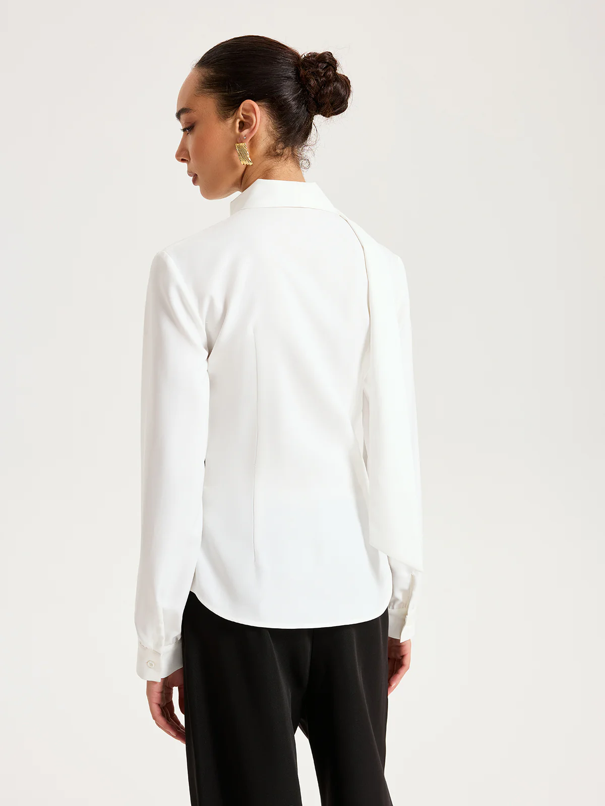 2 in 1 Contrast Panel Tie-Neck Blouse