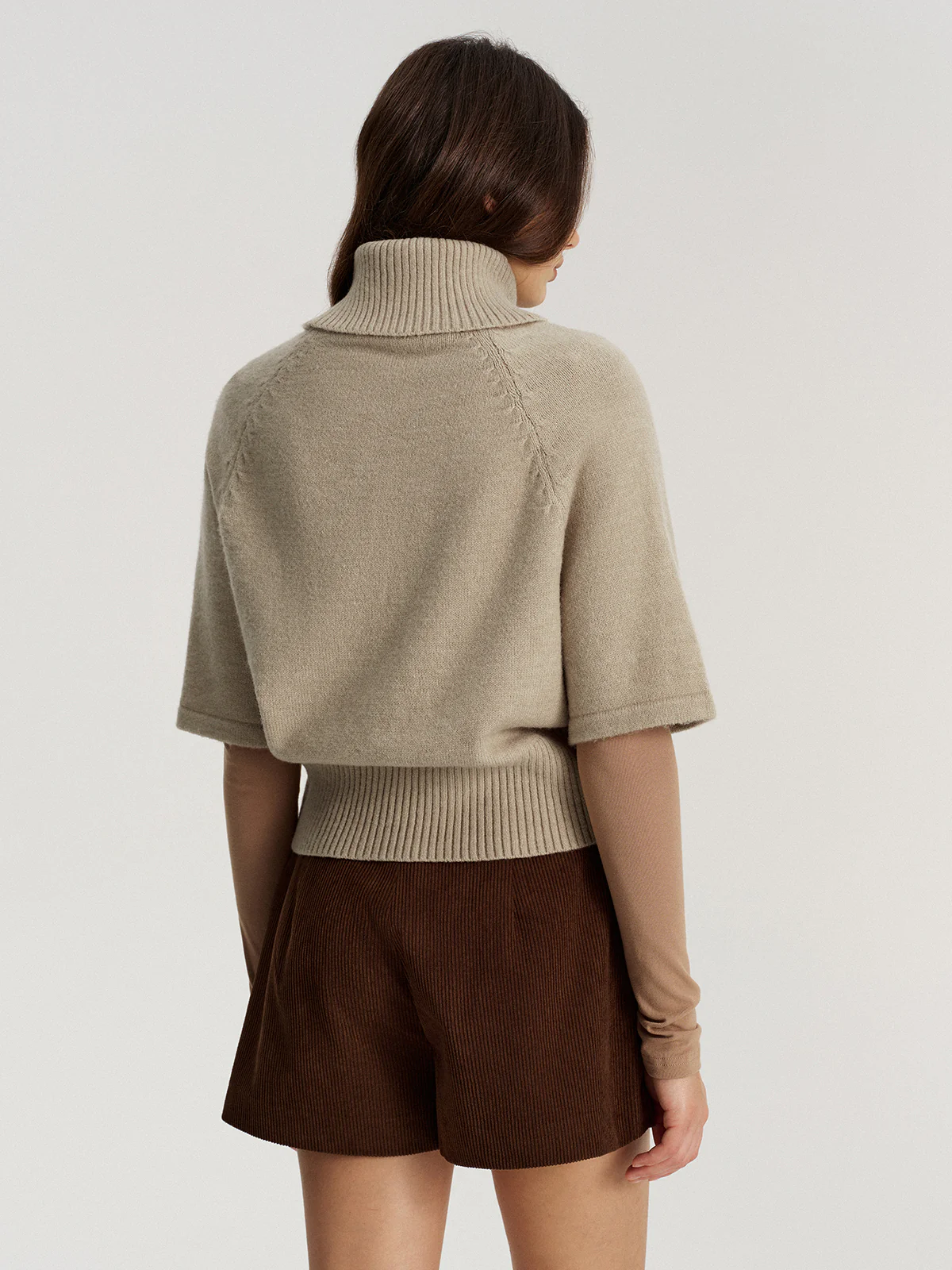 Turtleneck Cable Knit Short Sleeve Sweater without Belt